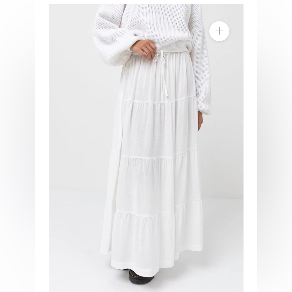NWT rhythm classic tiered maxi skirt size small